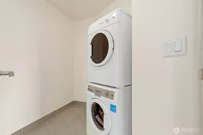 10650 NE 9th Place #1520, Bellevue, WA 98004 - Photo 17