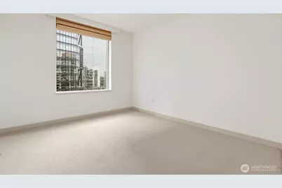 10650 NE 9th Place #1520, Bellevue, WA 98004 - Photo 9