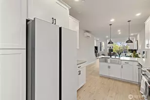 2126 N 147th St, Shoreline, WA 98133 - Photo 13