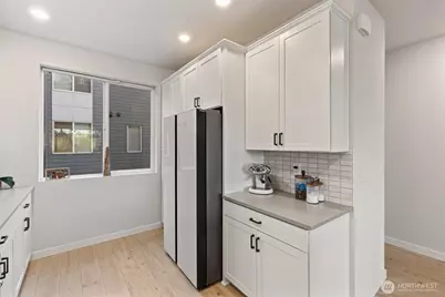 2126 N 147th Street #D, Shoreline, WA 98133 - Photo 9