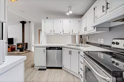 33116 E 84th Avenue E, Eatonville, WA 98328 - Photo 11