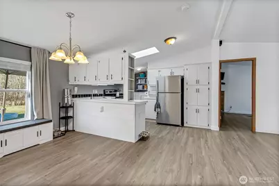 33116 E 84th Avenue E, Eatonville, WA 98328 - Photo 9