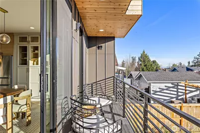 721 N 80th Street, Seattle, WA 98103 - Photo 17