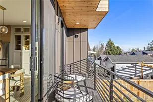 721 N 80th St, Seattle, WA 98103 - Photo 17