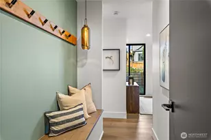 721 N 80th St, Seattle, WA 98103 - Photo 3