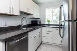 2100 N 106th, Seattle, WA 98133 - Photo 5