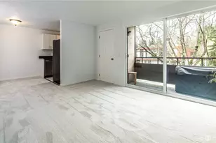 2100 N 106th, Seattle, WA 98133 - Photo 3