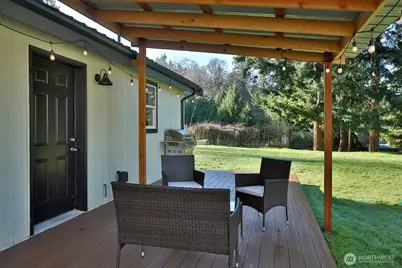 2857 Longhouse Lane, Clinton, WA 98236 - Photo 17