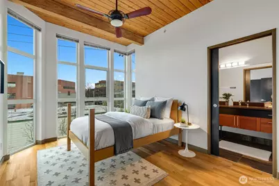 125 E Lynn Street #301, Seattle, WA 98102 - Photo 9