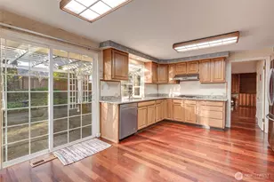 12201 SE 65th Pl, Bellevue, WA 98006 - Photo 9