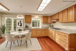 12201 SE 65th Pl, Bellevue, WA 98006 - Photo 11