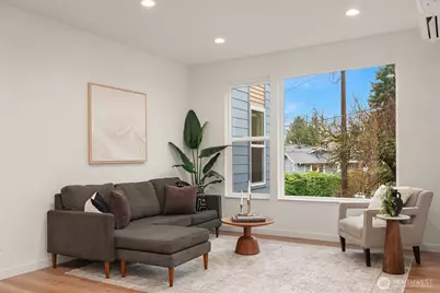 7426 2nd Avenue NE, Seattle, WA 98115 - Photo 11