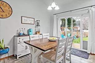 321 W H St, Shelton, WA 98584 - Photo 11