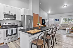 321 W H St, Shelton, WA 98584 - Photo 9