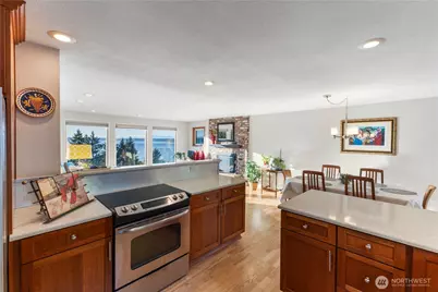 5737 Overlook Avenue NE, Tacoma, WA 98422 - Photo 11