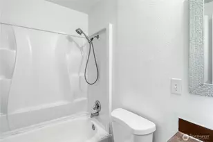 2186 Crosswoods Cir, Oak Harbor, WA 98277 - Photo 13