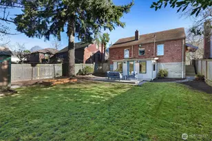 8319 16th Ave NW, Seattle, WA 98117 - Photo 23