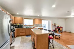 22686 129th Pl SE, Kent, WA 98031 - Photo 3