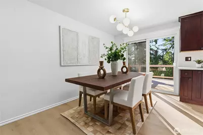 9211 NE 136th Pl, Kirkland, WA 98034 - Photo 7