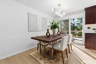 9211 NE 136th Pl, Kirkland, WA 98034 - Photo 7