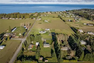 2042 Finn Hall Rd, Port Angeles, WA 98362 - Photo 37