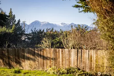 2042 Finn Hall Rd, Port Angeles, WA 98362 - Photo 33