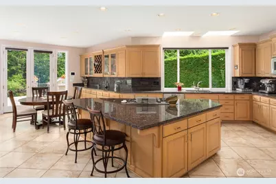 21315 SE 11th Street, Sammamish, WA 98075 - Photo 11