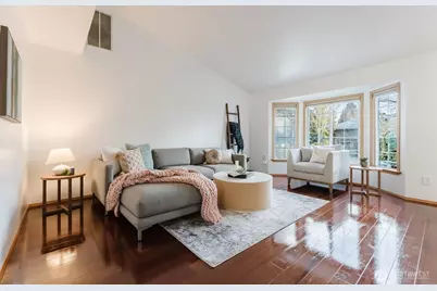 585 Poplar Place, Burlington, WA 98233 - Photo 5