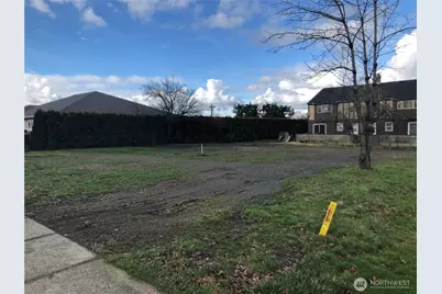 207 E Main Street, Everson, WA 98247 - Photo 3