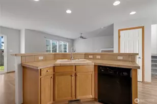 18629 115th Ave E, Puyallup, WA 98374 - Photo 9