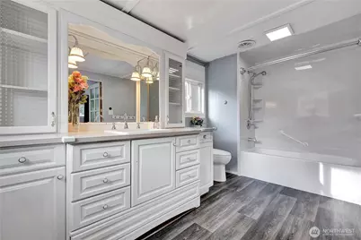 18425 NE 95th Street #95, Redmond, WA 98052 - Photo 11