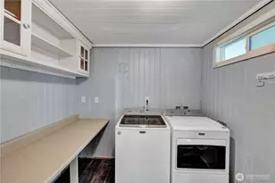 18425 NE 95th St, Redmond, WA 98052 - Photo 21