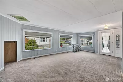 18425 NE 95th Street #95, Redmond, WA 98052 - Photo 3