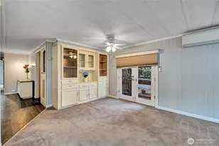 18425 NE 95th St, Redmond, WA 98052 - Photo 5