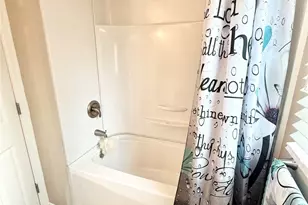 11049 18th Ave SW, Seattle, WA 98146 - Photo 25