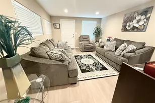 11049 18th Ave SW, Seattle, WA 98146 - Photo 5