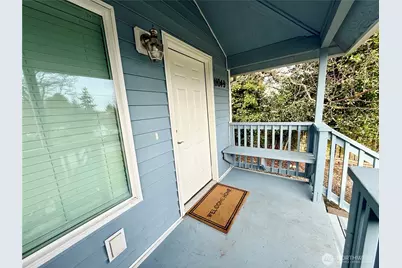 11049 18th Avenue SW, Seattle, WA 98146 - Photo 3