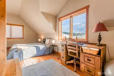 2516 Mill Avenue, Bellingham, WA 98225 - Photo 9