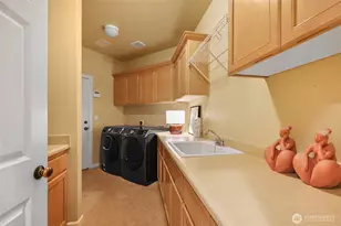 5810 Mont Blanc Pl NW, Issaquah, WA 98027 - Photo 29