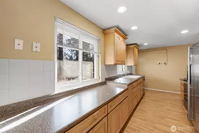 20310 5th Avenue NW, Shoreline, WA 98177 - Photo 5