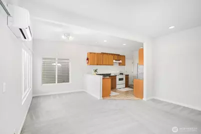 4205 34th Avenue S, Seattle, WA 98118 - Photo 9