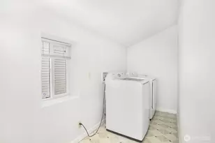 4205 34th Ave S, Seattle, WA 98118 - Photo 17