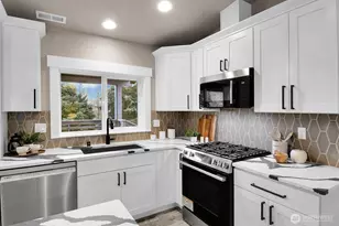 7421 284th St NE, Arlington, WA 98223 - Photo 9