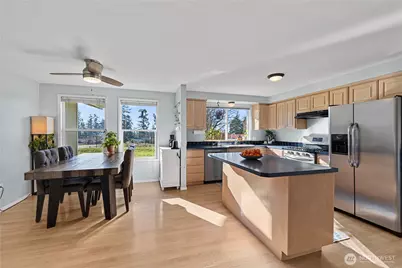 2123 Viewcrest Place, Oak Harbor, WA 98277 - Photo 11