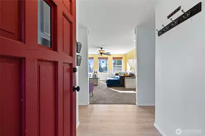 2123 Viewcrest Place, Oak Harbor, WA 98277 - Photo 5