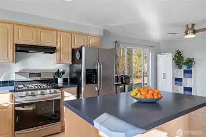 2123 Viewcrest Place, Oak Harbor, WA 98277 - Photo 15