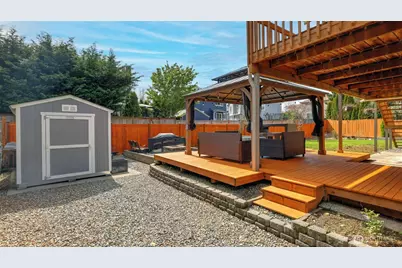 950 Anacortes Court NE, Renton, WA 98059 - Photo 33