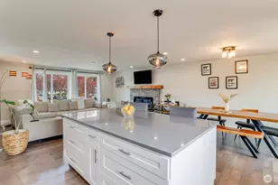 950 Anacortes Ct NE, Renton, WA 98059 - Photo 15