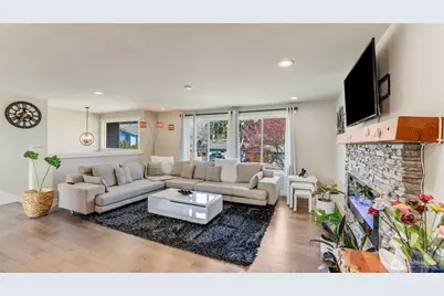 950 Anacortes Court NE, Renton, WA 98059 - Photo 9