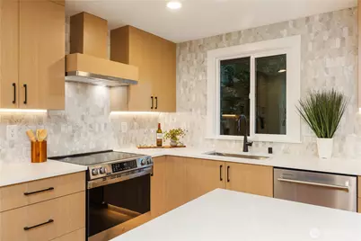 13405 NE 84th Street, Redmond, WA 98052 - Photo 17